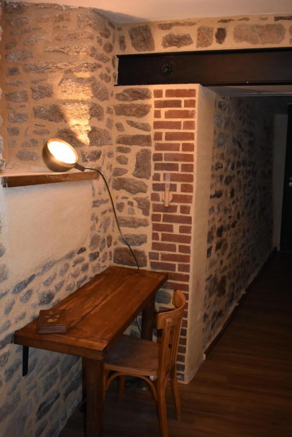 Le Duclos, Appartement Rez-De-Jardin Dinan Centre Exterior photo